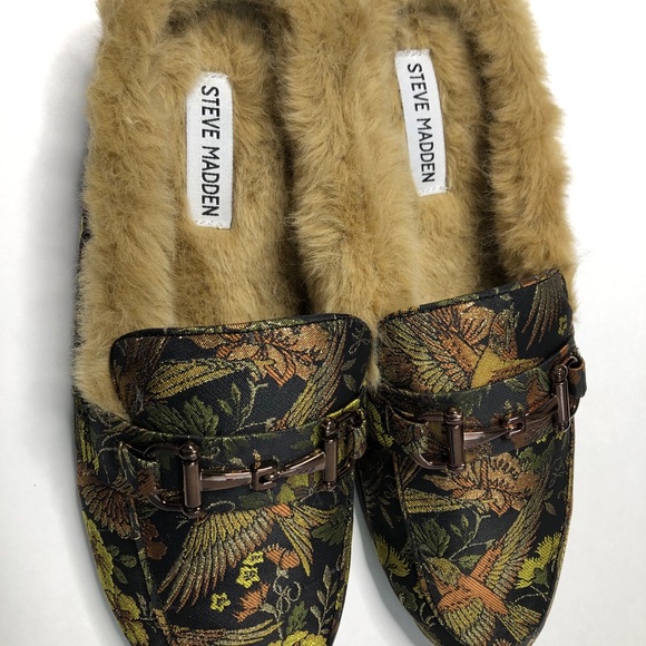 Steve Madden - Picture 4 of 5